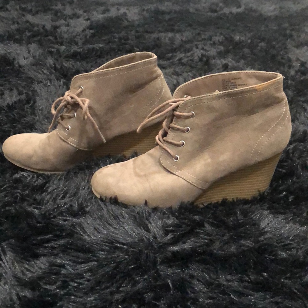 High heel wedge boots